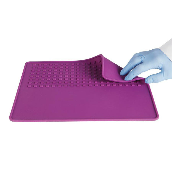 Heathrow Scientific 120748 Workstation Lab Mat, Purple